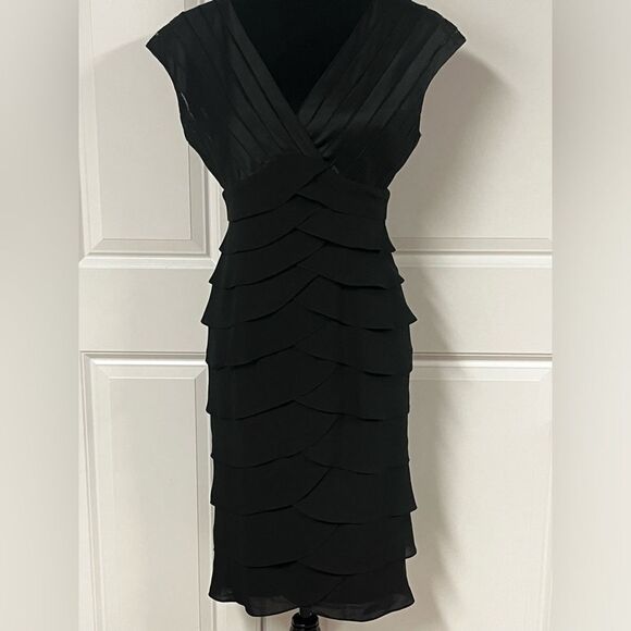 Adrianna Papell Dresses & Skirts - Adrianna Papell Black Cocktail Dress